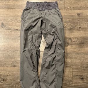 Lululemon Hustle Insulated Pants - size 4